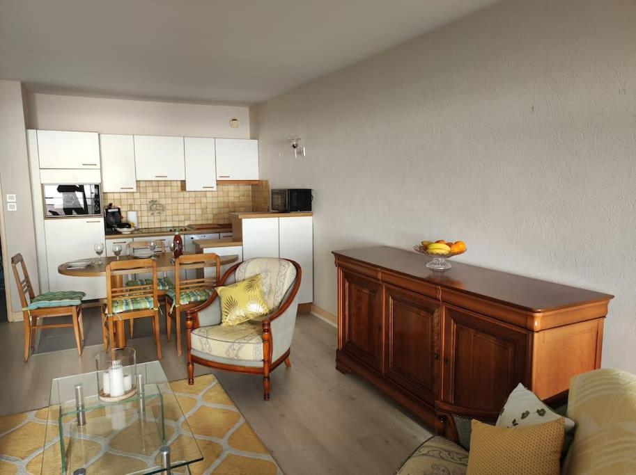 L'Escale - Appartement Vue Mer Concarneau Buitenkant foto